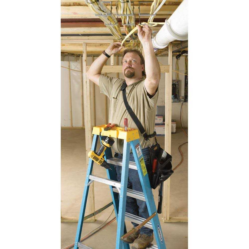 Werner Type I Fiberglass Step Ladder - Zenithce