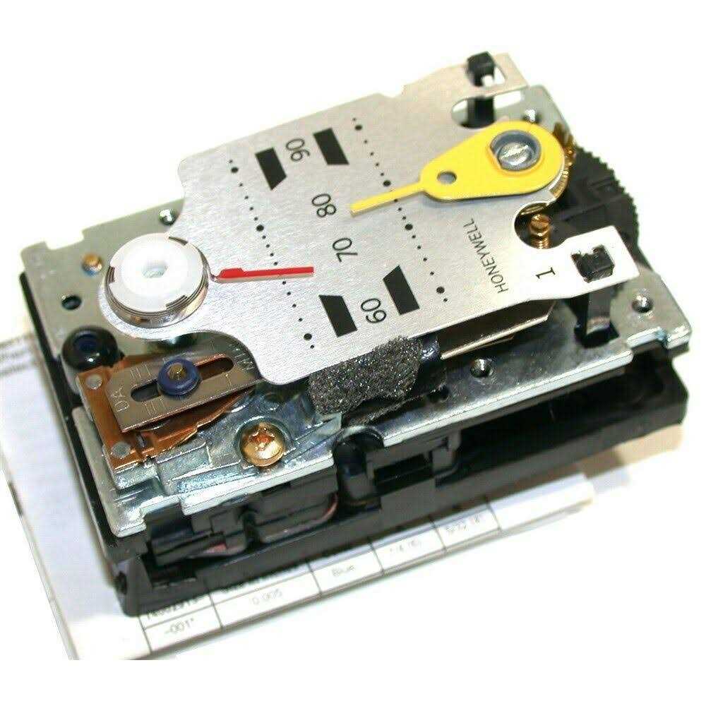 Honeywell Toggle Switch,SPDT,15A @ 277V,Screw 1NT1-1 - Zenithce