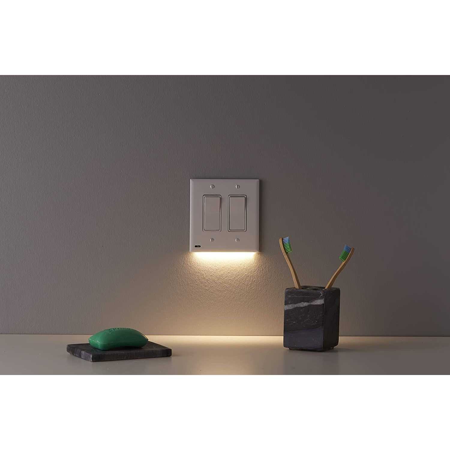 SnapPower SwitchLight Double Gang Night Light Cover Plate - Zenithce