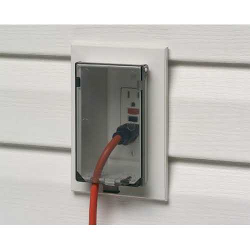 Leviton Black 15 Amp Plug - Zenithce