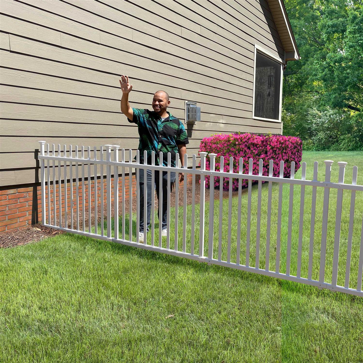 Zippity Outdoor Products Baskenridge No-Dig Vinyl Fence Kit - Zenithce