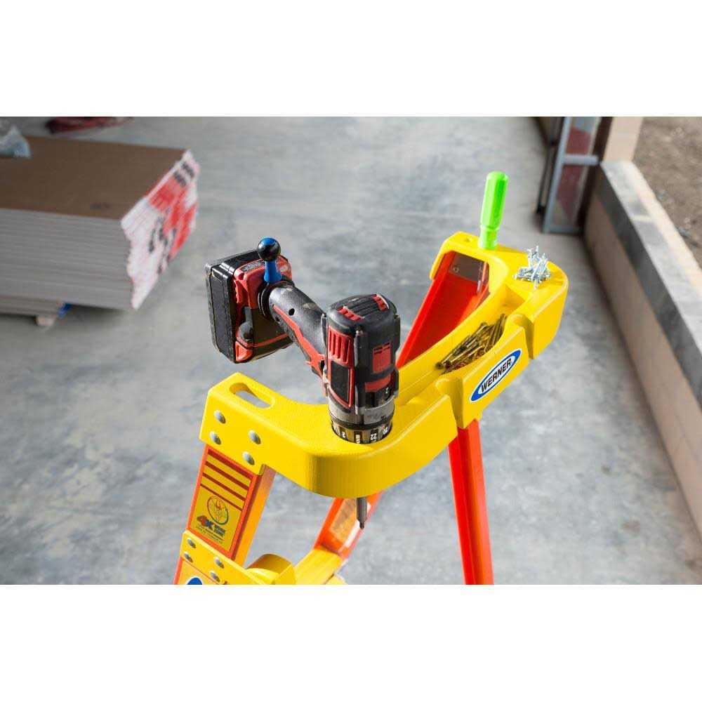 Werner Type IA Fiberglass Podium Ladder PD6204 - Zenithce