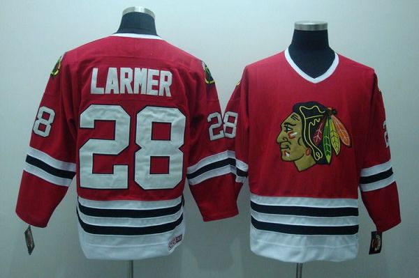 Blackhawks #28 Steve Larmer Stitched Red CCM Throwback Jersey - Zenithce