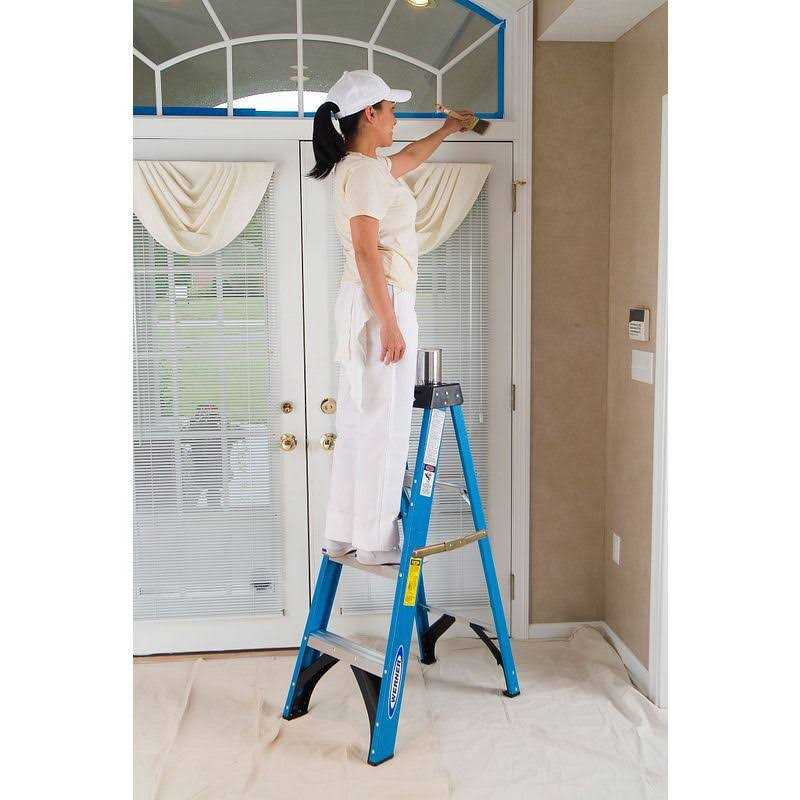 Werner 4 ft Type II Aluminum Step Ladder 354 - Zenithce