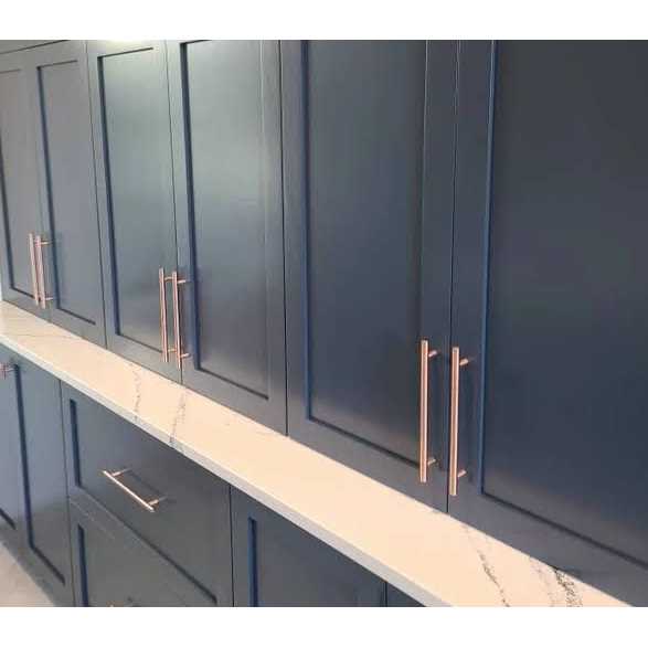 Diversa Antique Copper Euro Style Cabinet Bar Pull - Zenithce
