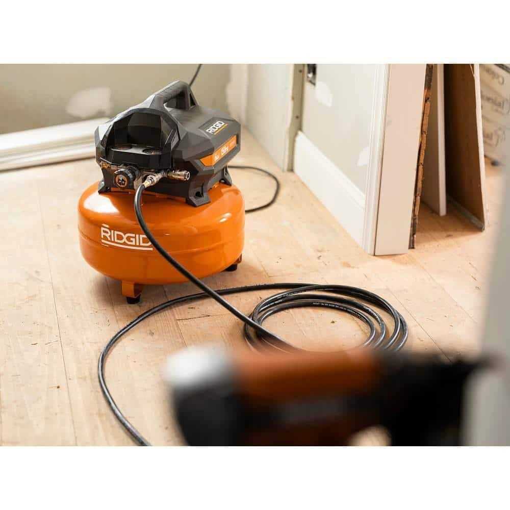 RIDGID 59802 6 ft. Toilet Auger with Drop Head - Zenithce