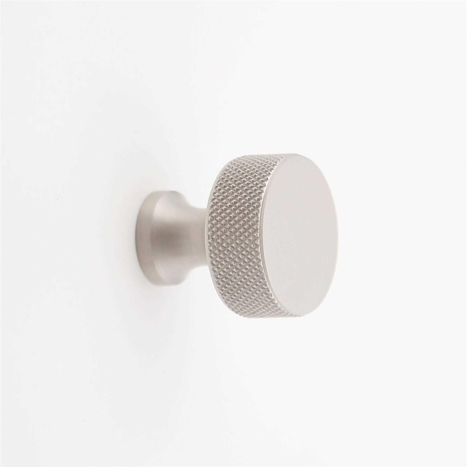 Madelyn Carter grace solid brass cabinet knob - Zenithce