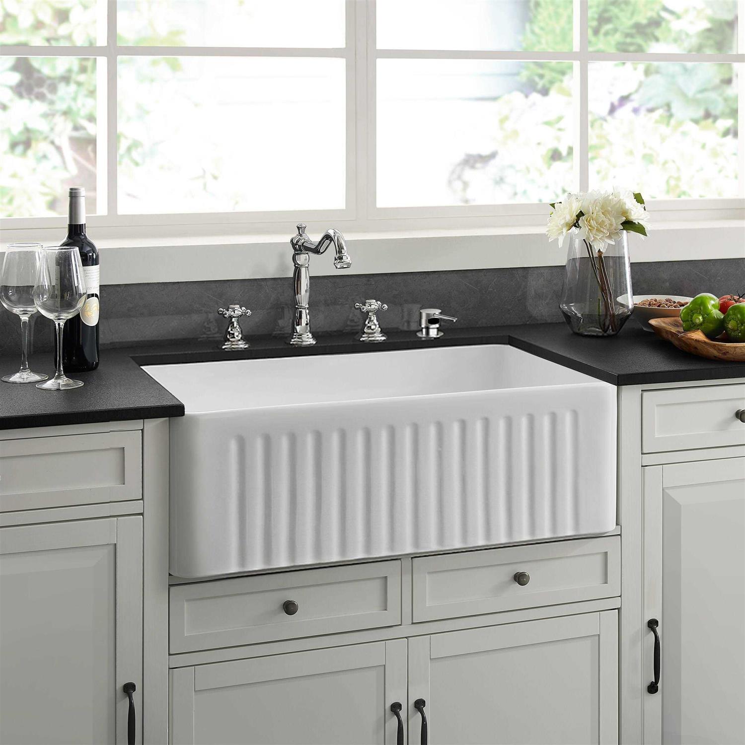 Swiss Madison SM-BF62MB Ivy Double-Cross Handle Valve Wall-Mount Bathroom Faucet - Zenithce