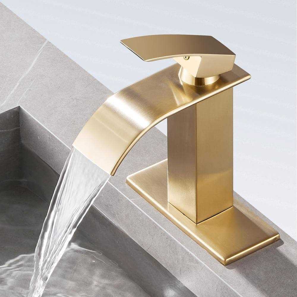 Zalerock Rainfull 5-Spray Patterns 8 in. Wall Mount Dual Shower Heads and Handheld Shower Head - Zenithce
