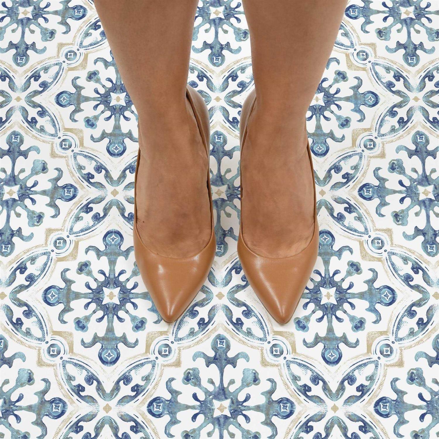 FloorPops Vanleer Peel & Stick Floor Tiles - Zenithce