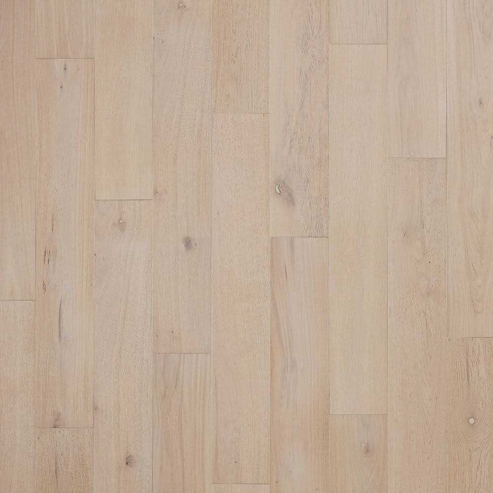 Pergo WoodCraft +WetProtect Oak 7-1/2-in W x 3/8-in T x Wirebrushed Waterproof Engineered Hardwood Flooring - Zenithce