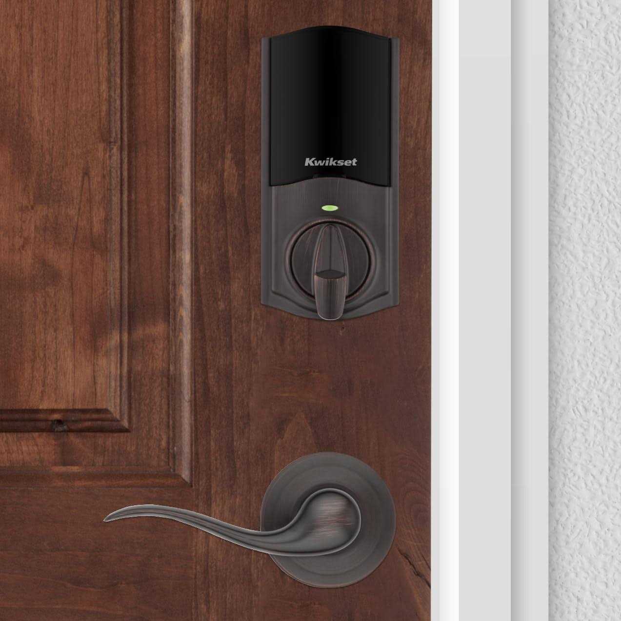 Kwikset Henley Front Entry Door Handleset and Deadbolt with Interior Reversible Lever 96870-172 - Zenithce