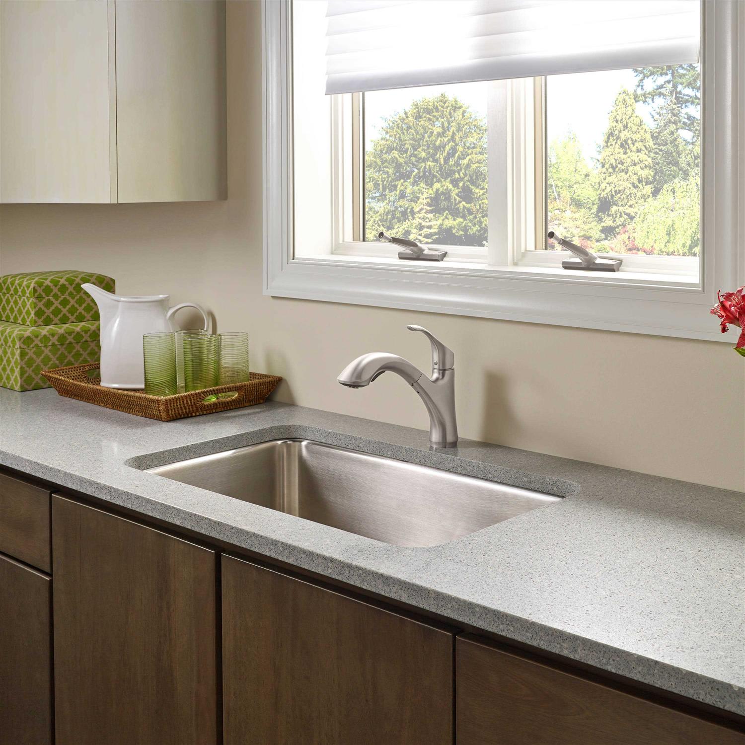 Pfister F-529-7MRGS Miri 1-Handle Pull-Down Kitchen Faucet with Soap Dispenser - Zenithce