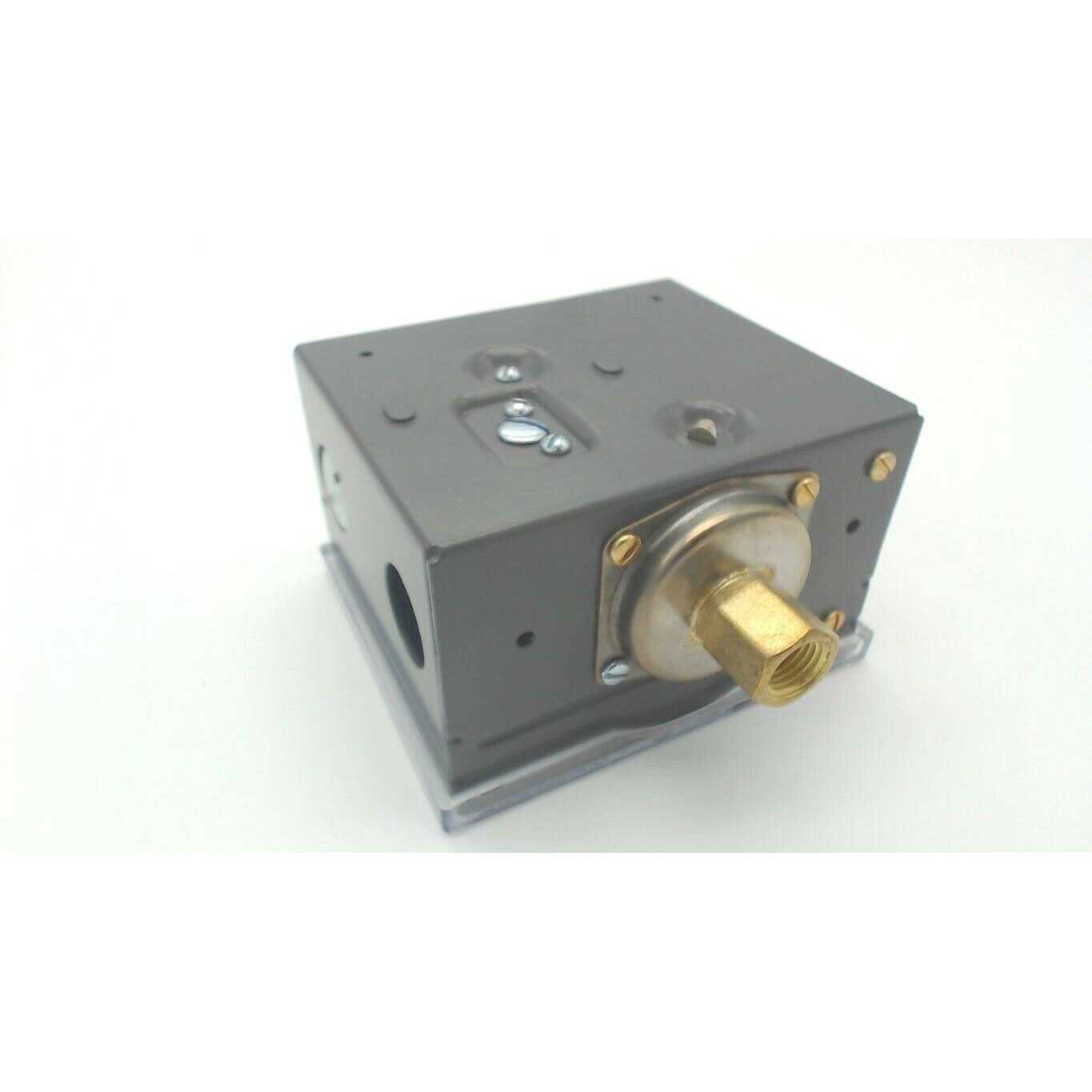 Honeywell L4006H1004 Aquastat Controller - Zenithce