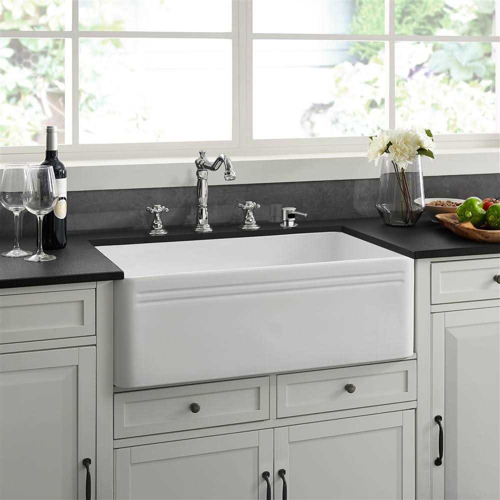 Swiss Madison SM-BF62MB Ivy Double-Cross Handle Valve Wall-Mount Bathroom Faucet - Zenithce