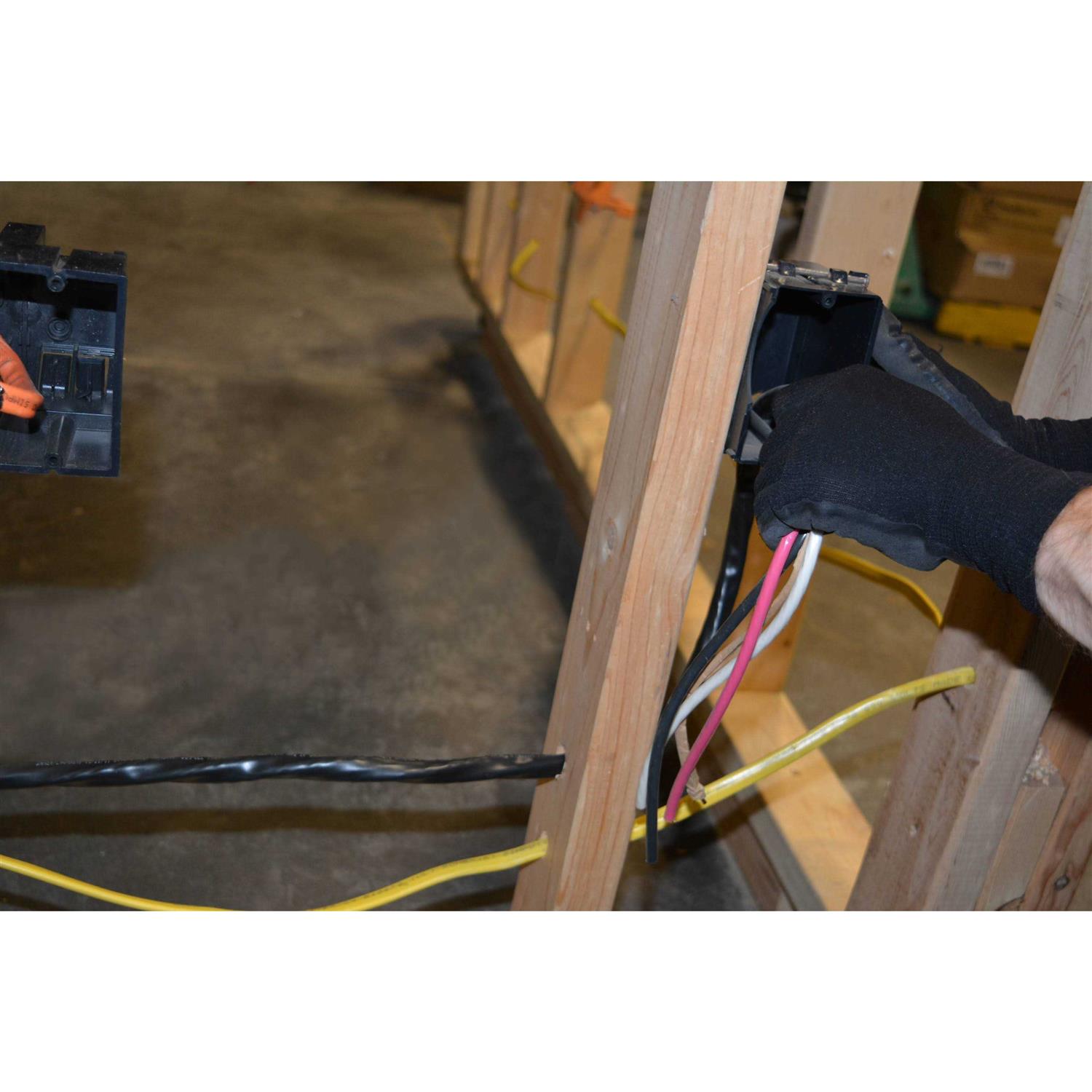 Southwire 3 Romex SIMpull Stranded Indoor Non-Metallic Wire - Zenithce
