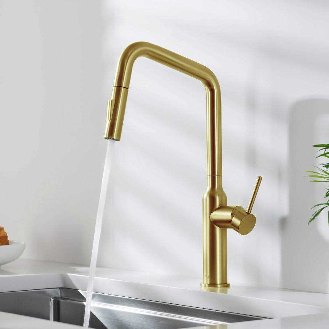 KIBI Brass High Arc Pull Out Single Level Kitchen Faucet with Sprayer Brushed - Zenithce