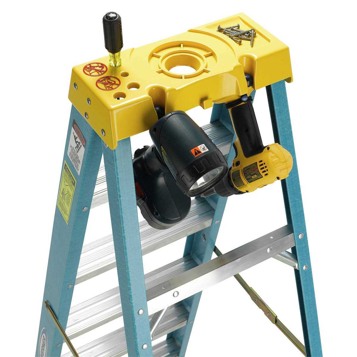 Werner 5 ft. Aluminum Step Ladder - Zenithce