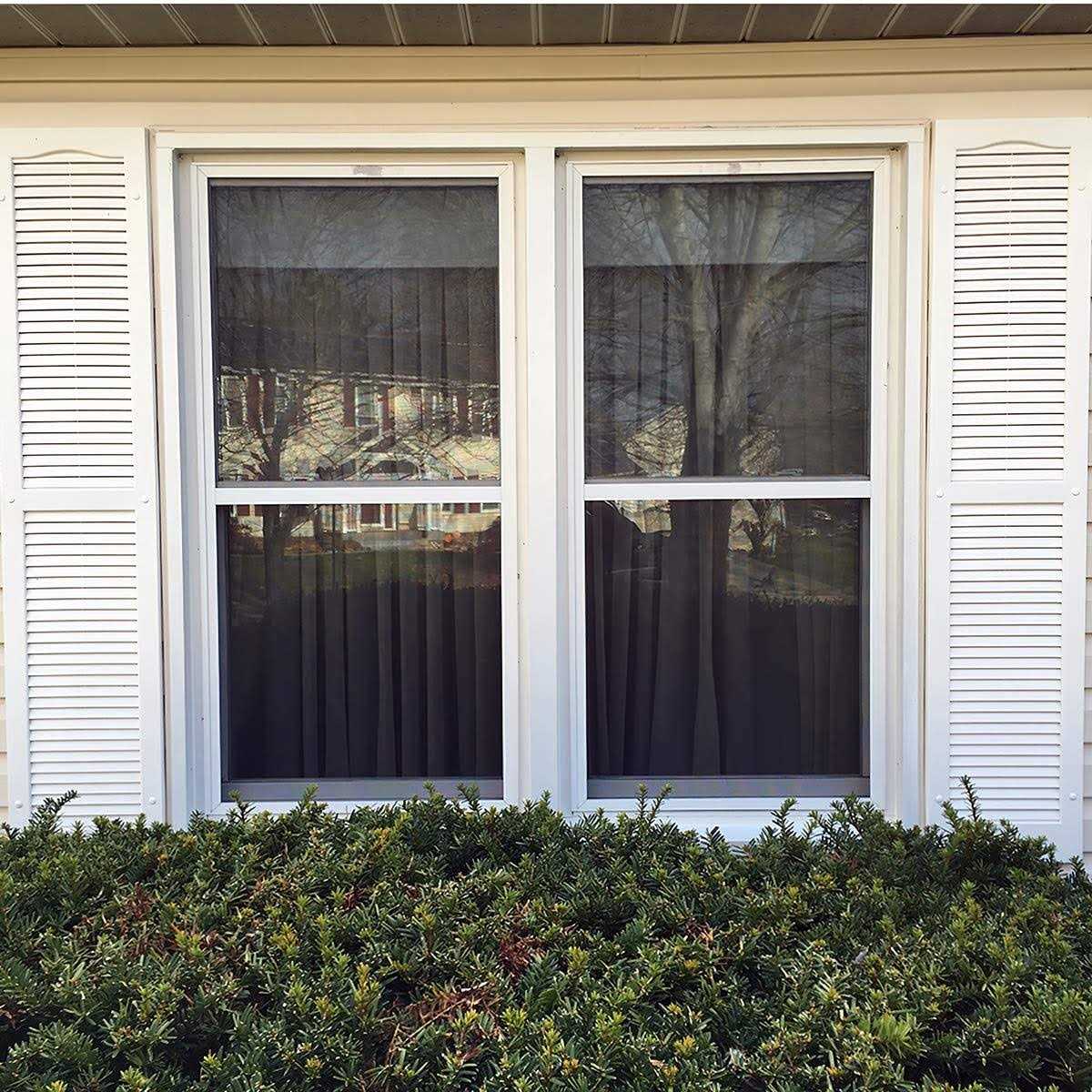 Ekena Millwork Lifetime Vinyl LL1S12X02500BL Standard Cathedral Top Center Mullion - Zenithce