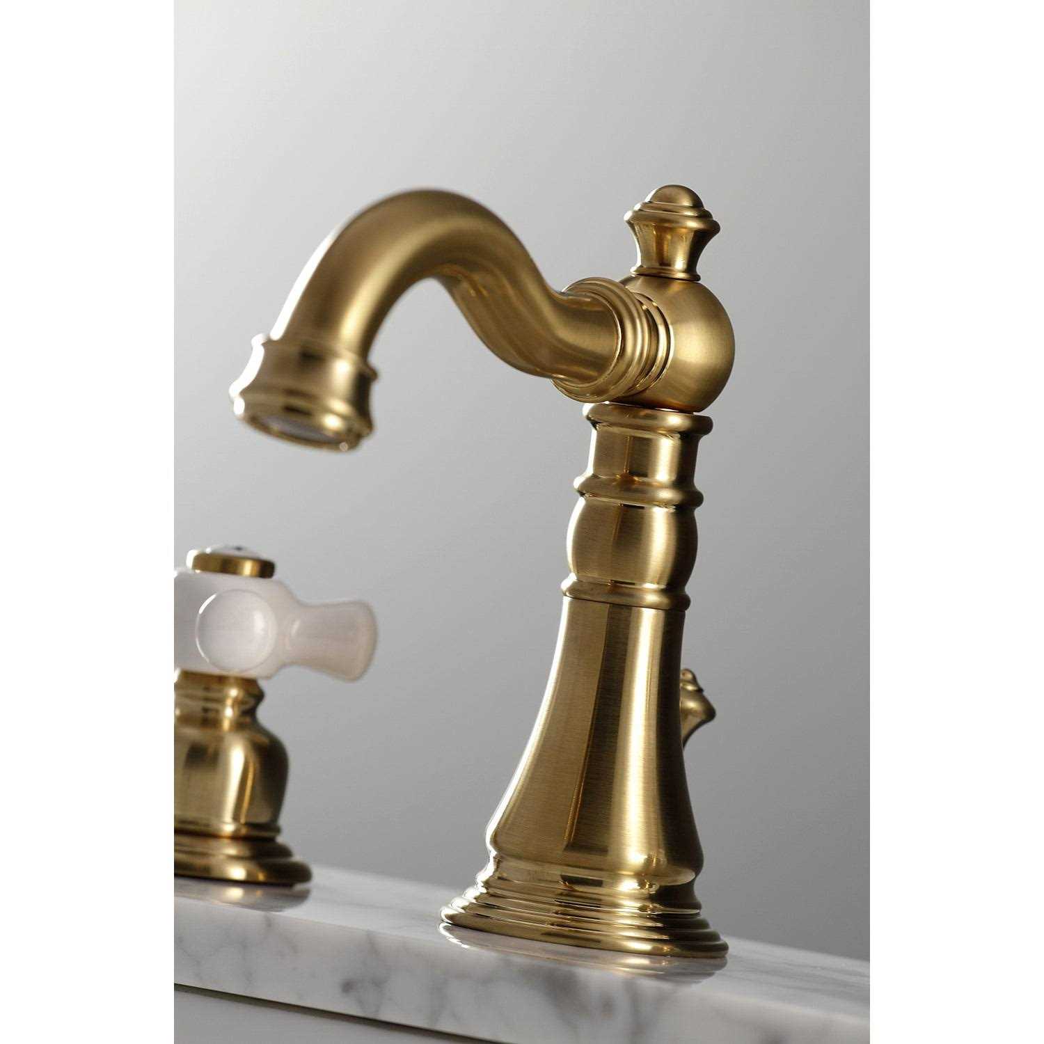 Fauceture American Classic Widespread Bathroom Faucet Brass FSC197 - Zenithce