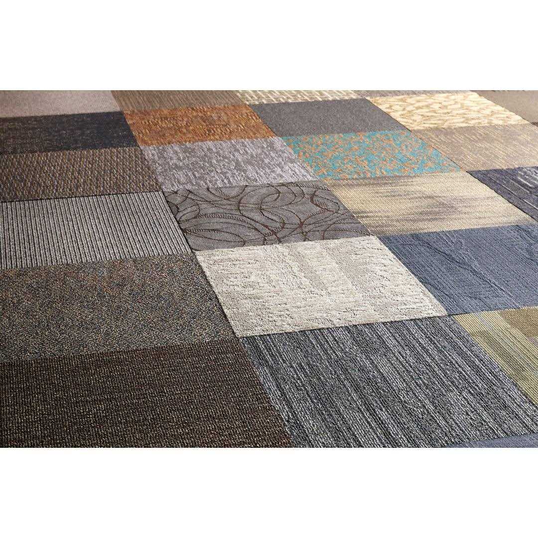 TrafficMaster Camden Lake Oak 7 mm T x 8 in. W Laminate Wood Flooring - Zenithce