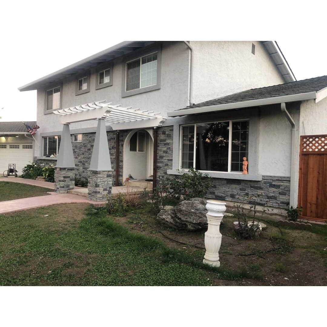 GenStone Faux Stacked Stone Panel - Zenithce