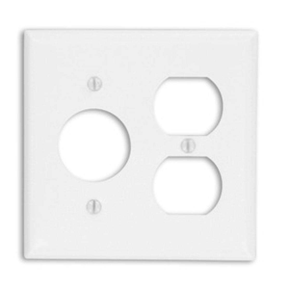 Leviton 88030 3 Gang White Duplex Receptacle Plate - Zenithce