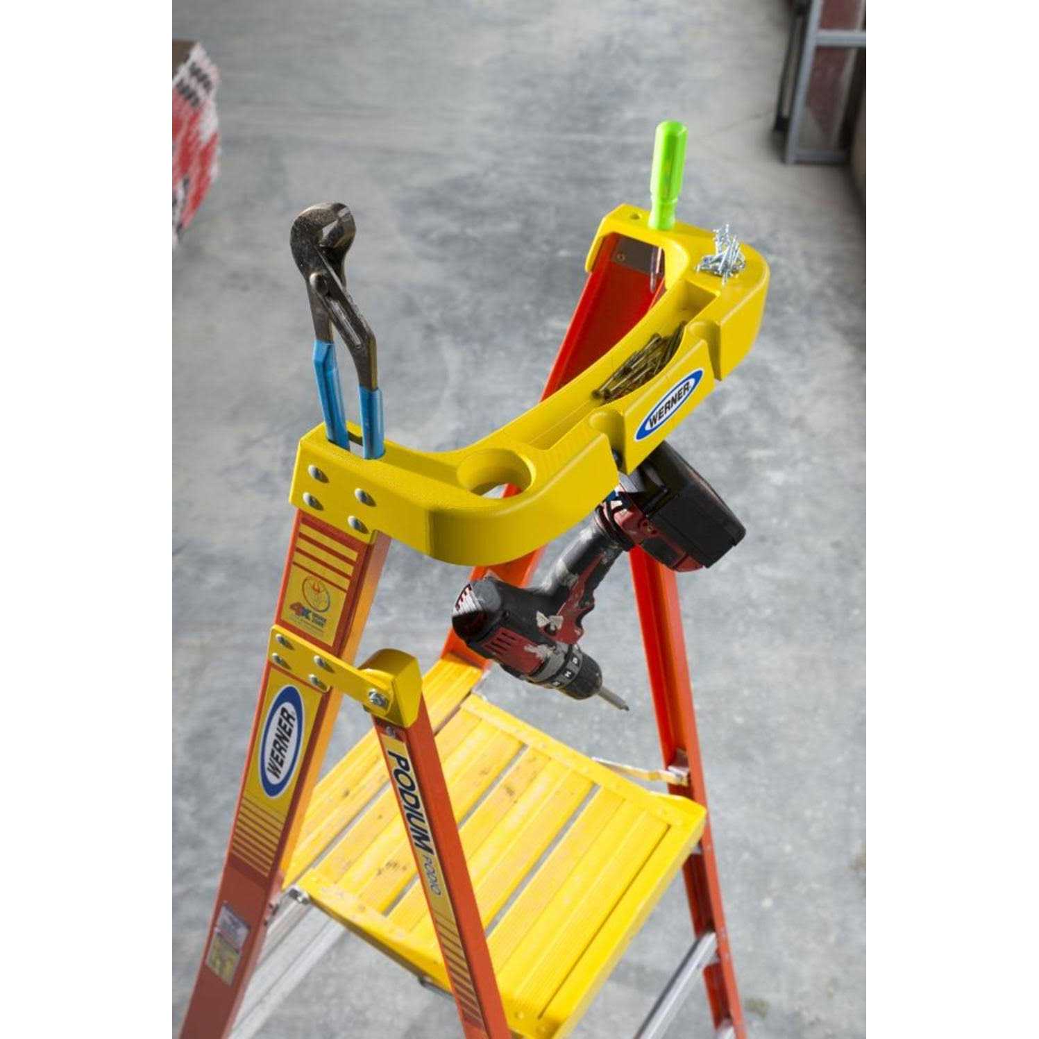 Werner 3 ft. Type IA Fiberglass Podium Ladder PD6203 - Zenithce