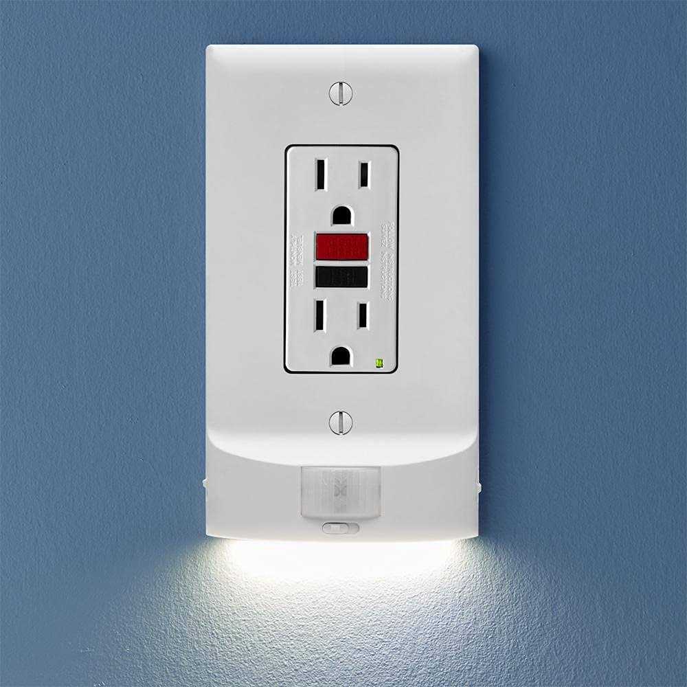 SnapPower MotionLight Outlet Wall Plate - Zenithce