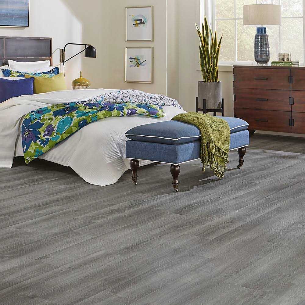 Pergo Defense+ Oak 3/8 in. T x 7.5 in. W Waterproof Engineered Hardwood Flooring - Zenithce
