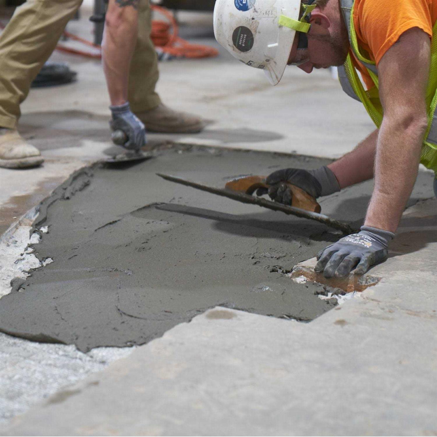 Quikrete 5.5 oz Stucco Crack Repair - Zenithce