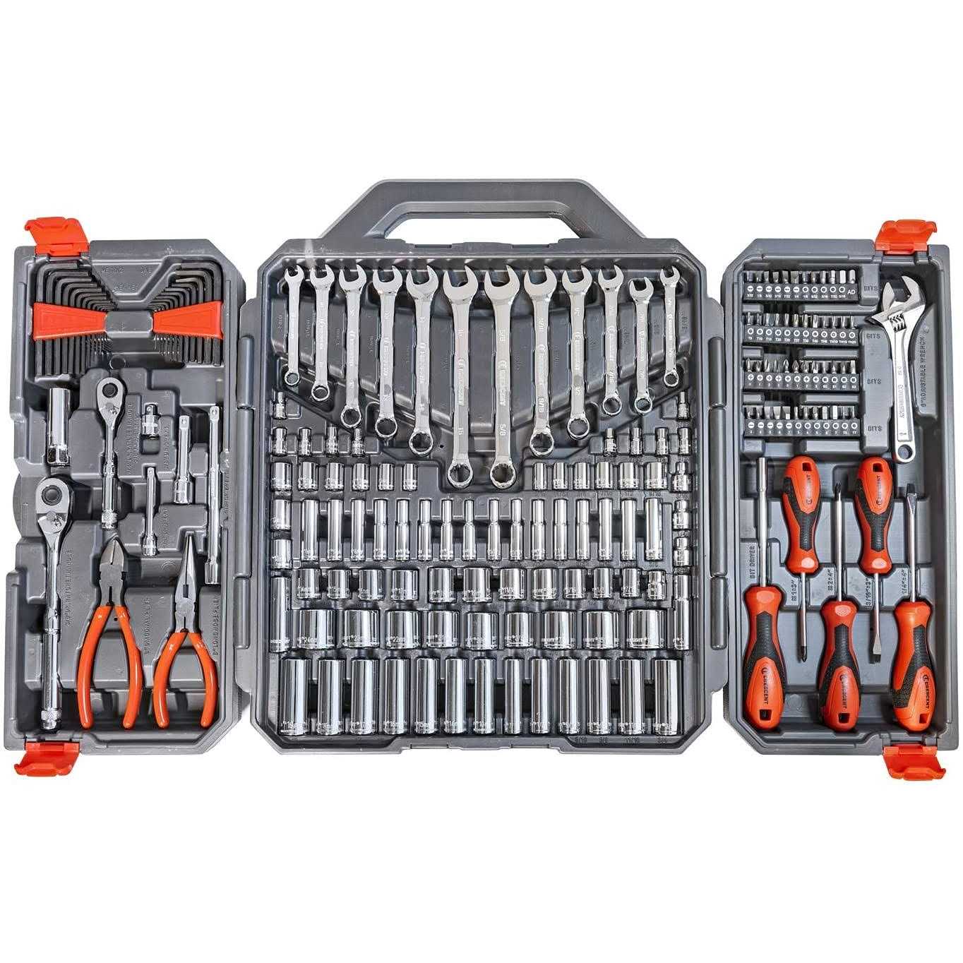 Crescent 18 Tradesman Rolling Tool Bag - Zenithce