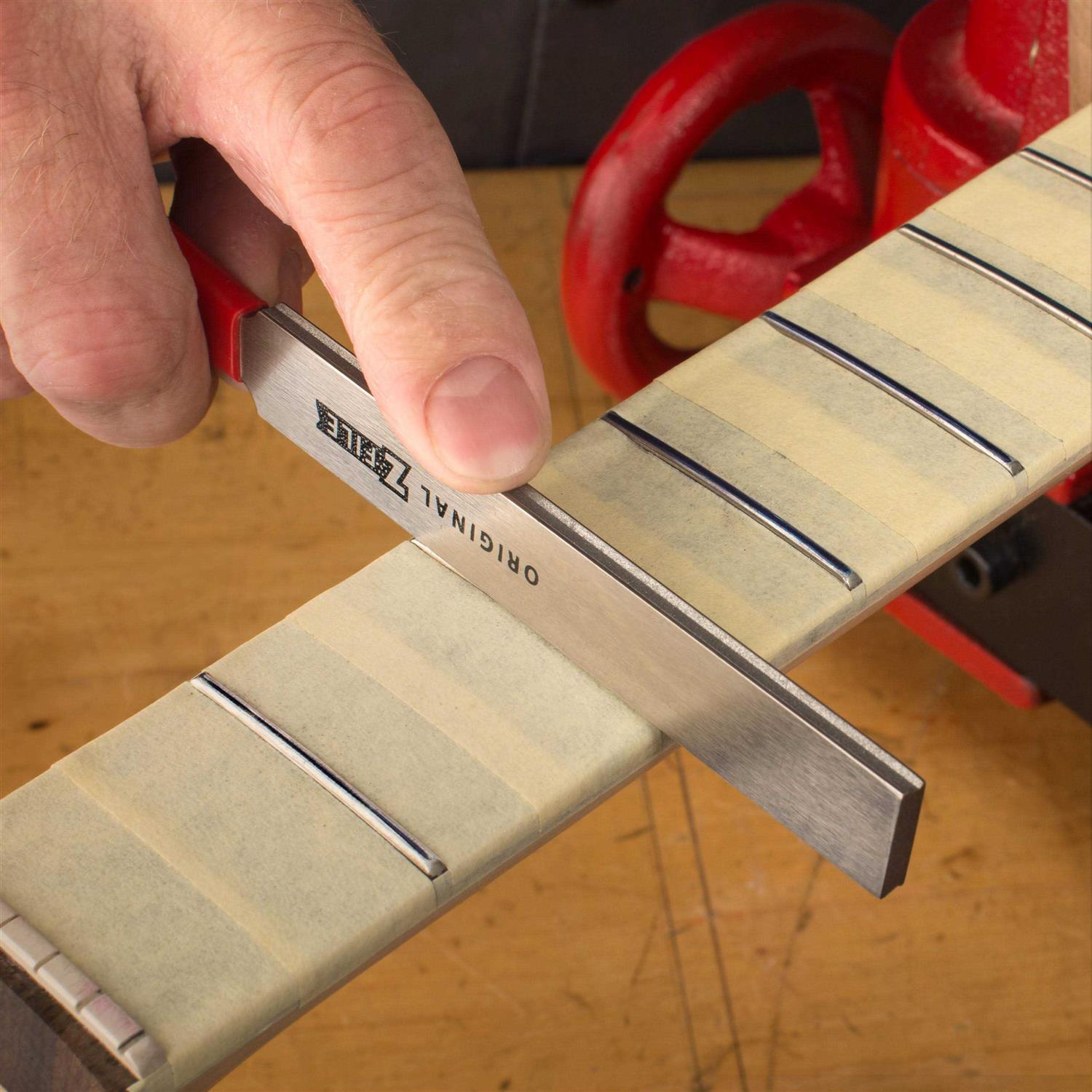 StewMac TrueChannel Binding Router Jig with Guitar Body Cradle and Binding Bit Set - Zenithce