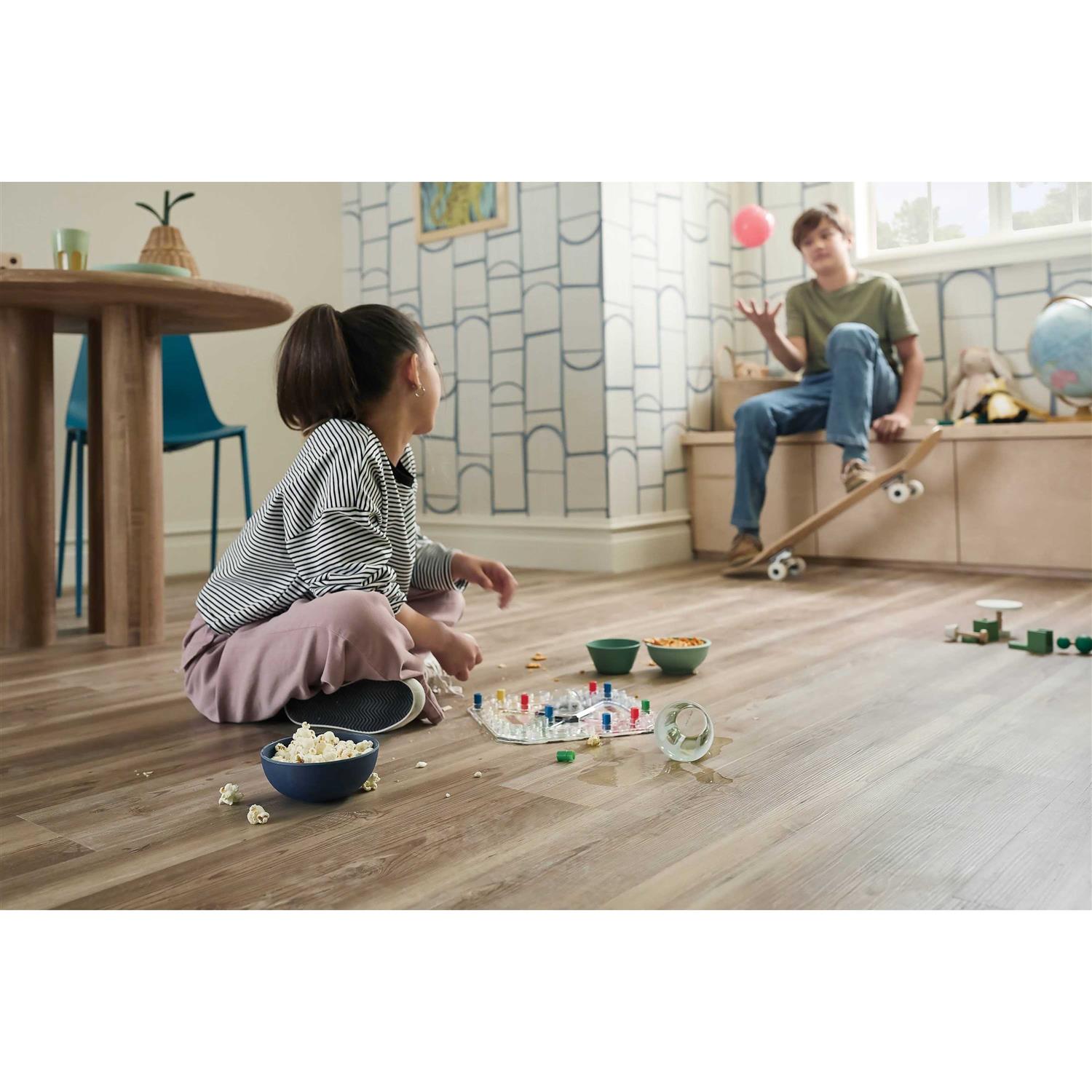 STAINMASTER London Sky Oak Luxury Vinyl Plank LX95605199 - Zenithce