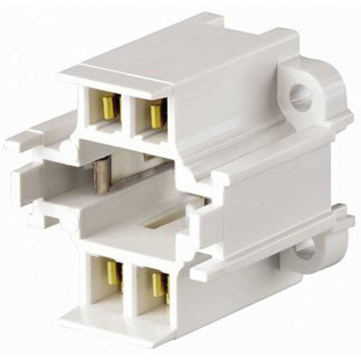 Leviton 2621 Locking Plug - Zenithce