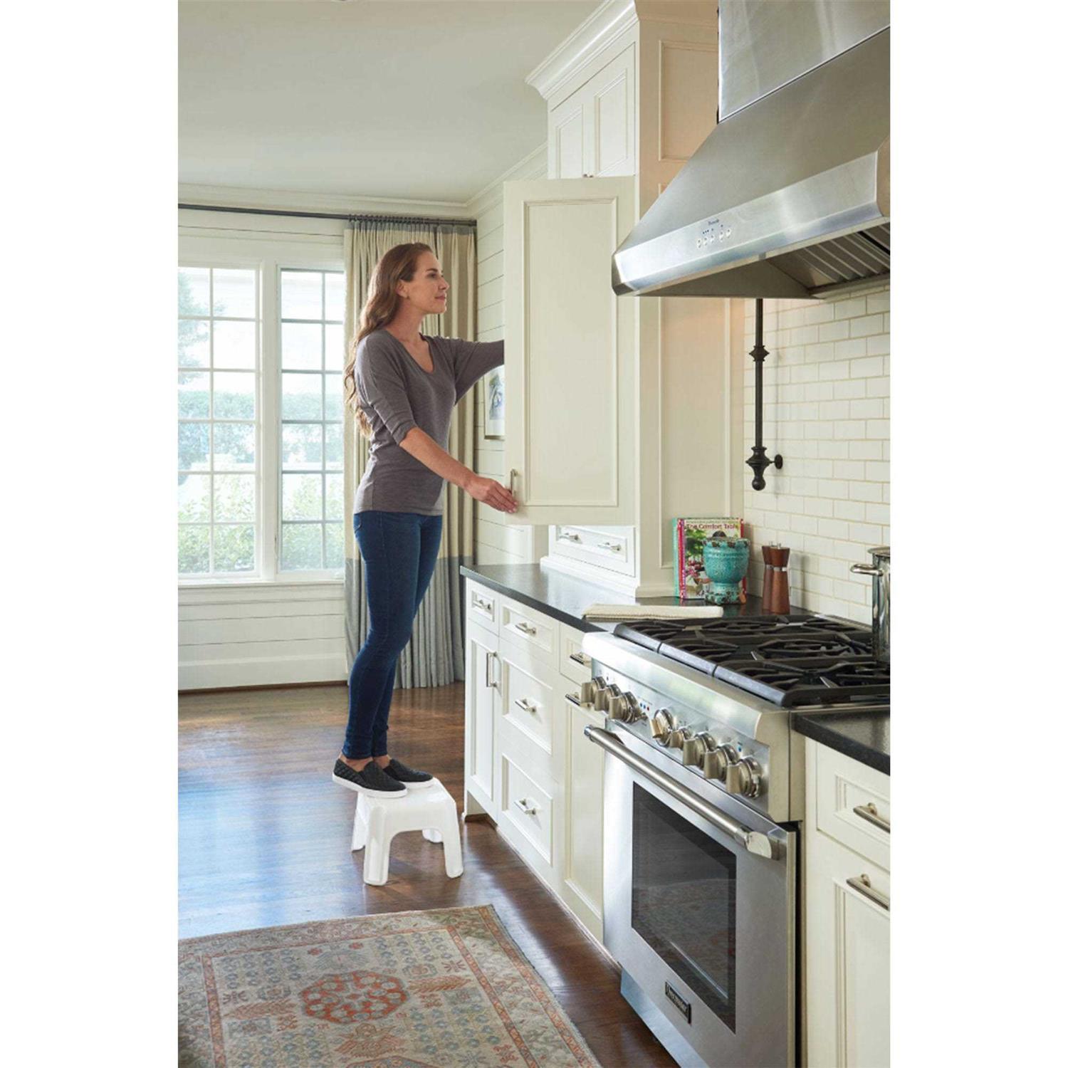 Rubbermaid Step Stool - Zenithce