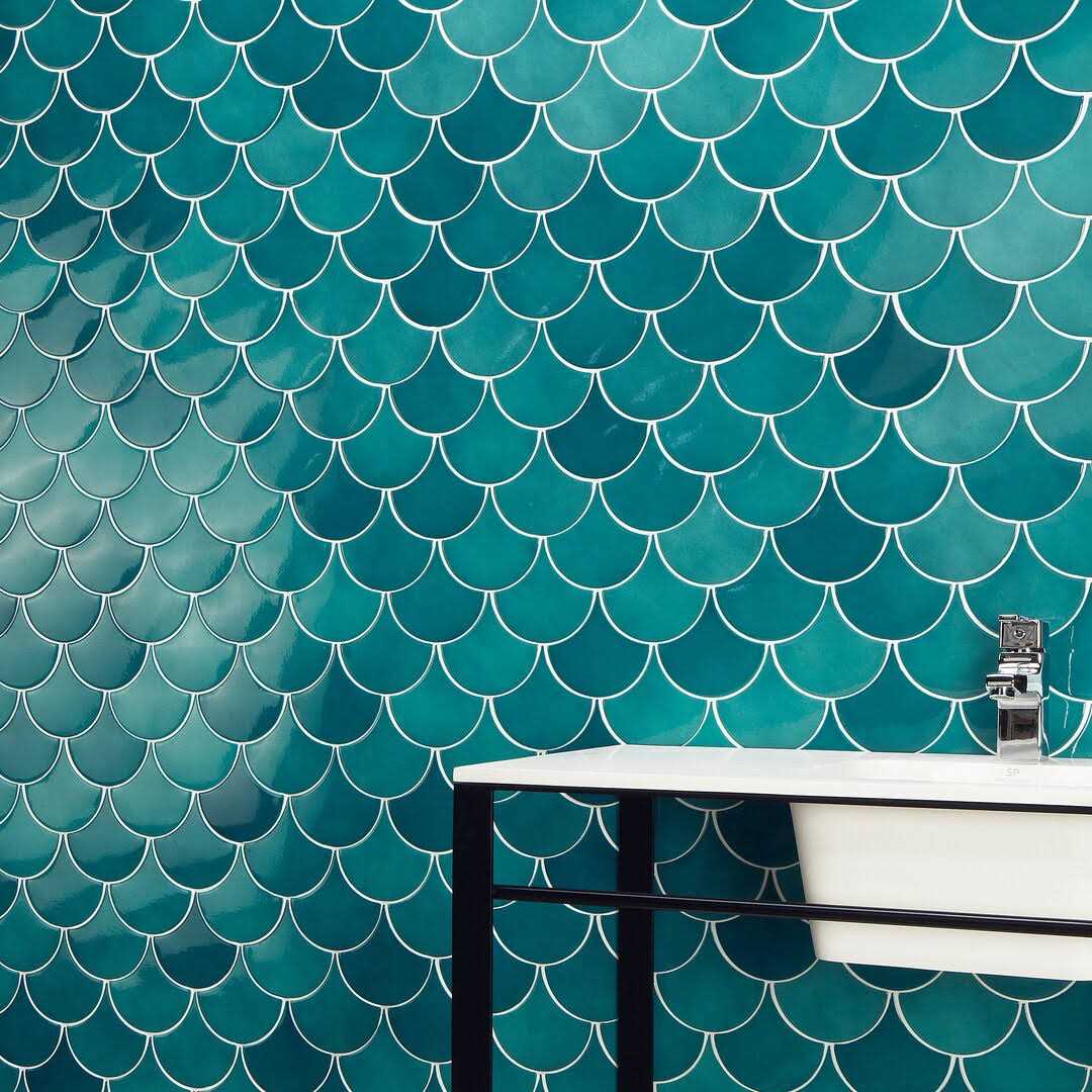 Ivy Hill Tile Beta 2.44 in. x 5 in. Scallop Polished Ceramic Wall Tile - Zenithce