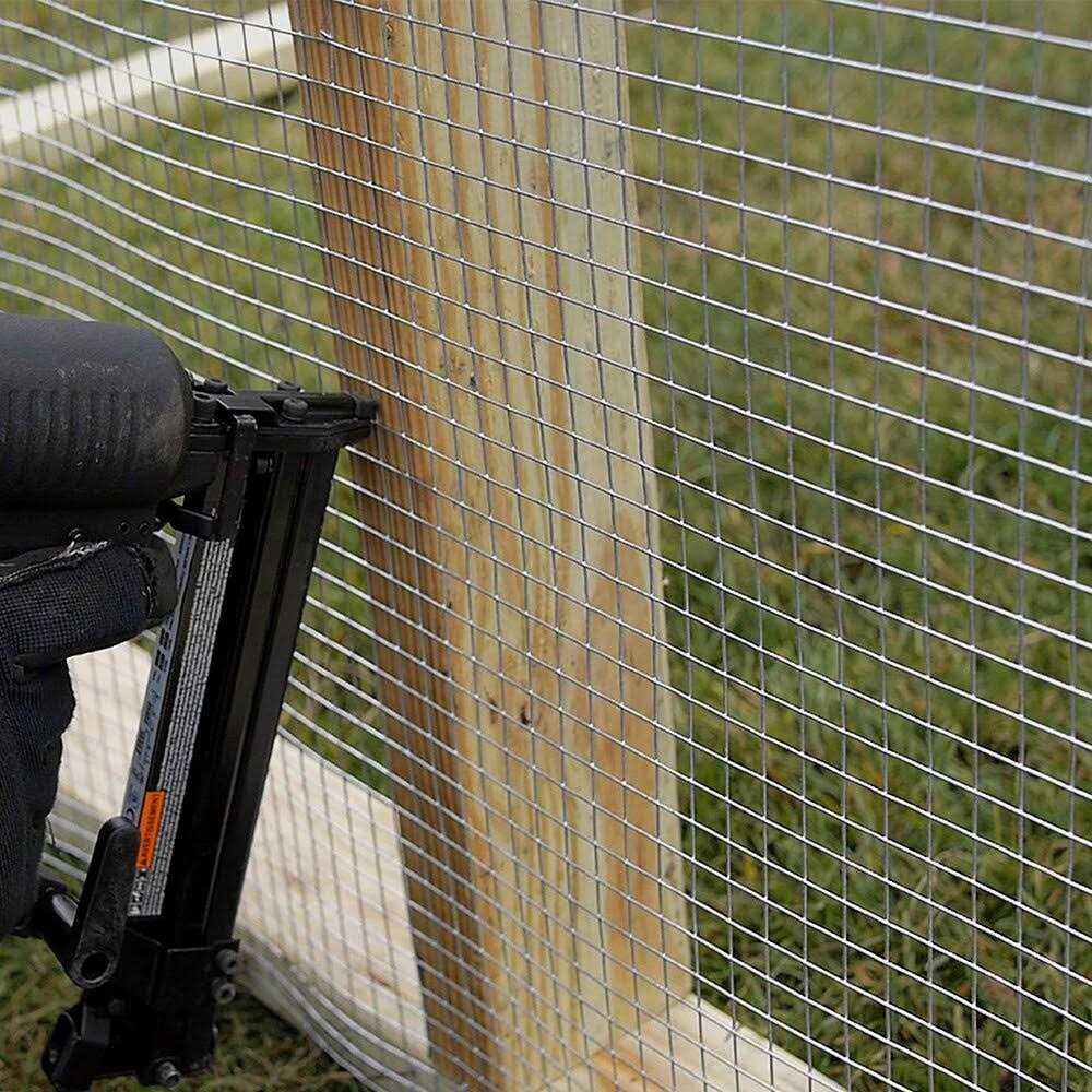YARDGARD 309222A Galvanized Welded Wire Fence - Zenithce