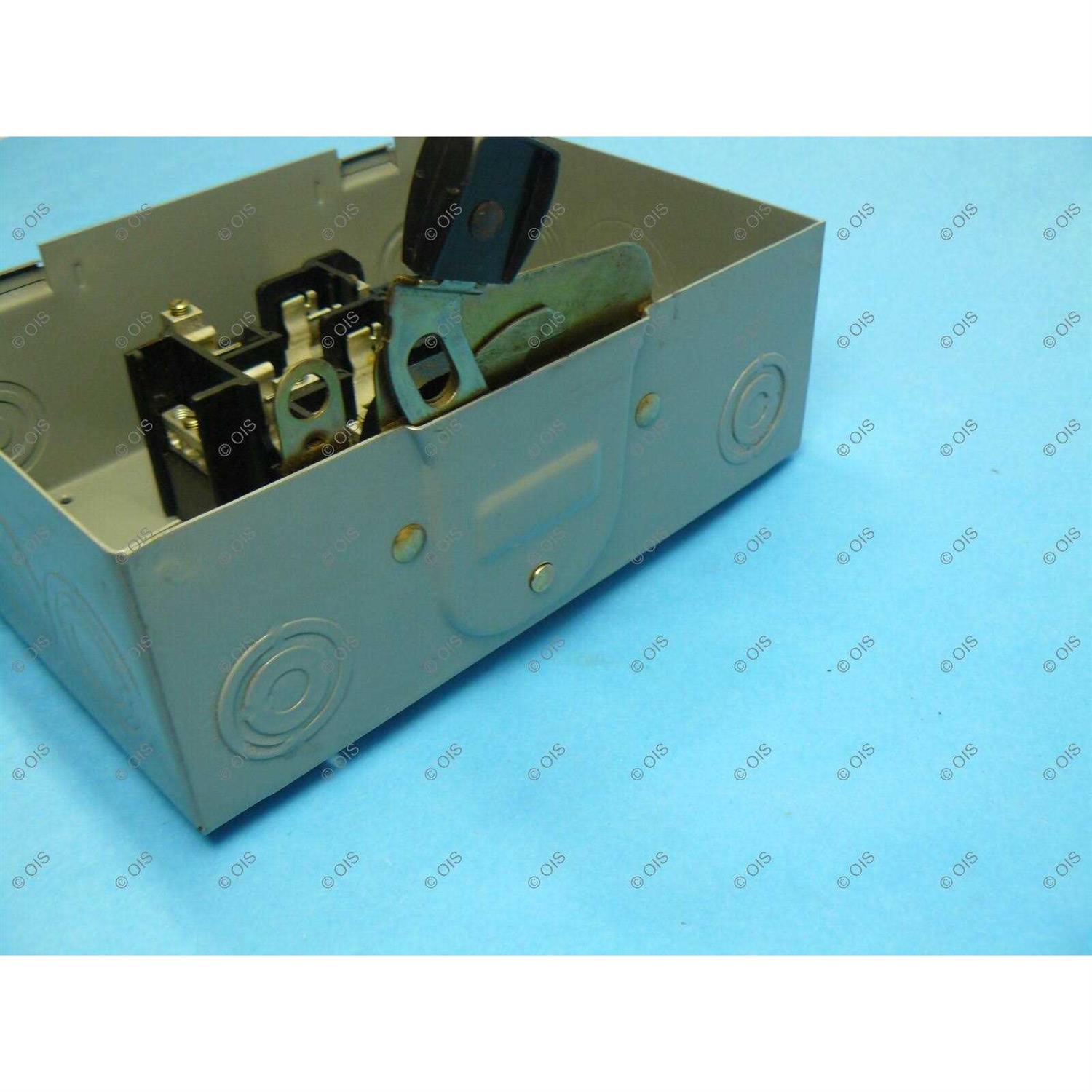Square D D223NRB Safety Switch - Zenithce