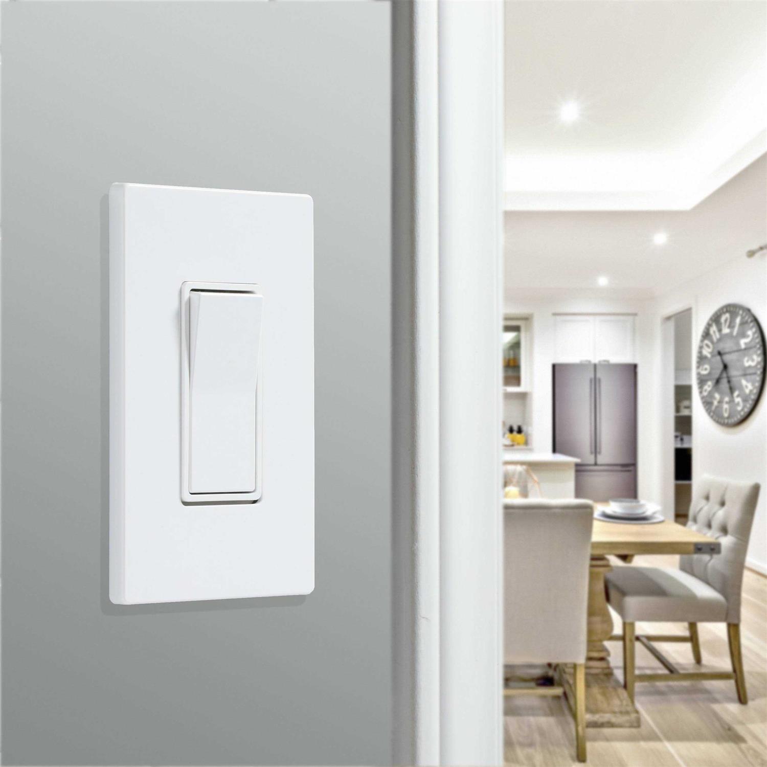 Eaton 15-Amp Residential Duplex Outlet - Zenithce