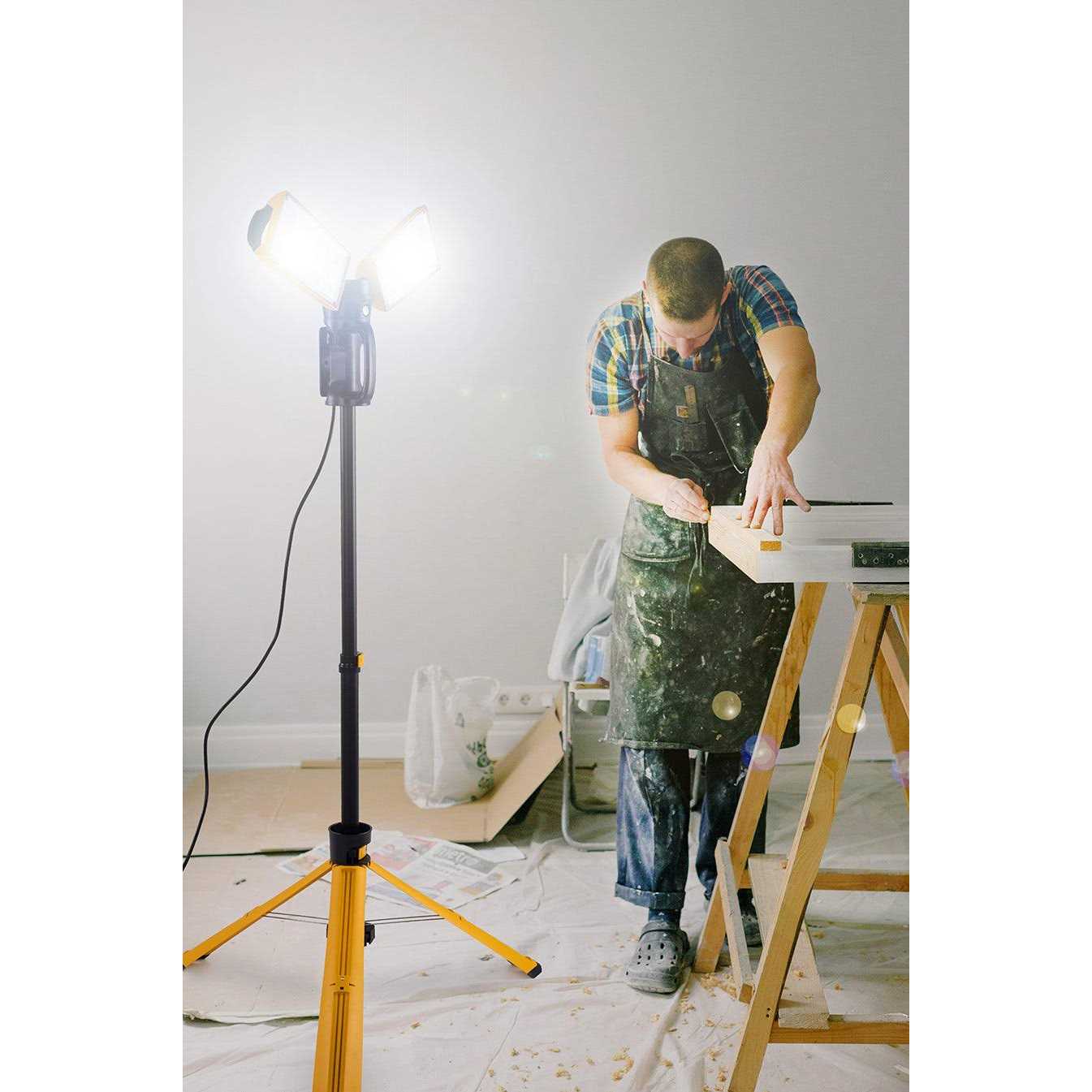 LUTEC 6290Max 11000 Lumen 92W Dimmable LED Work Light with Telescoping Tripod - Zenithce