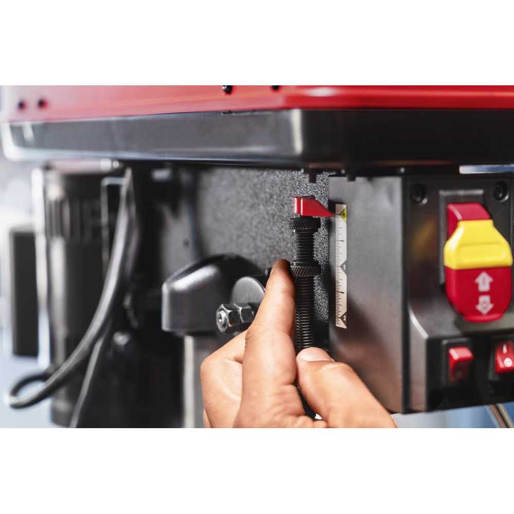 Skil 5 Random Orbital Sander with Cyclonic Dust Box & 3pc Sanding Sheet - Zenithce