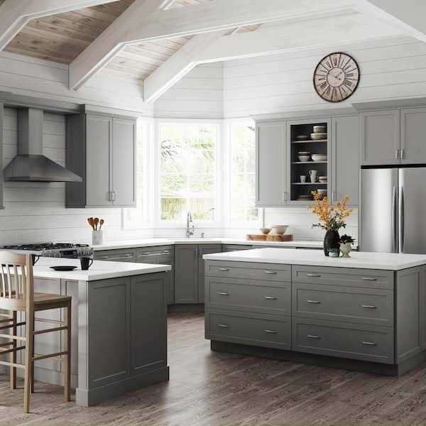 Hampton Bay Designer Series 4.5x96x0.625 in. Base Board Molding - Zenithce