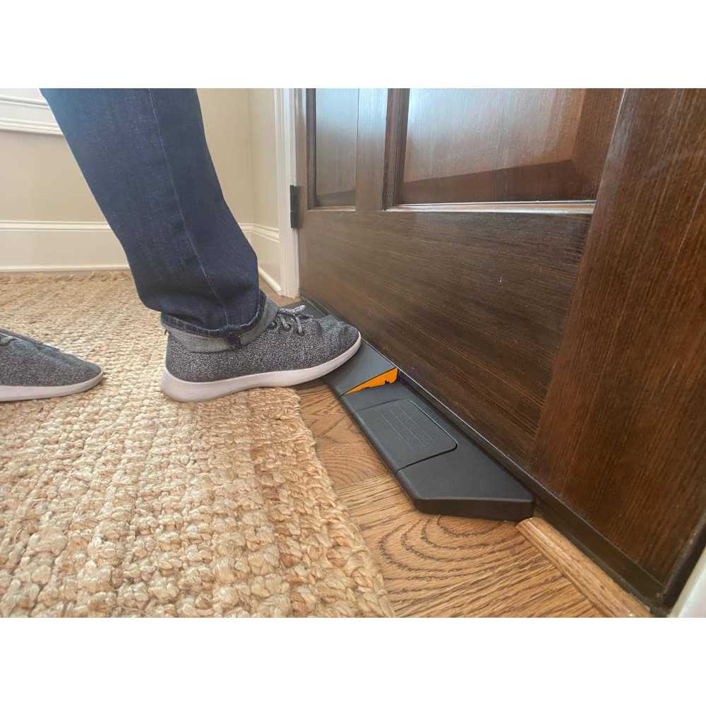 HAVEN 29-in W x 0.8-in H Brown Door Reinforcer Reinforcing Mount - Zenithce