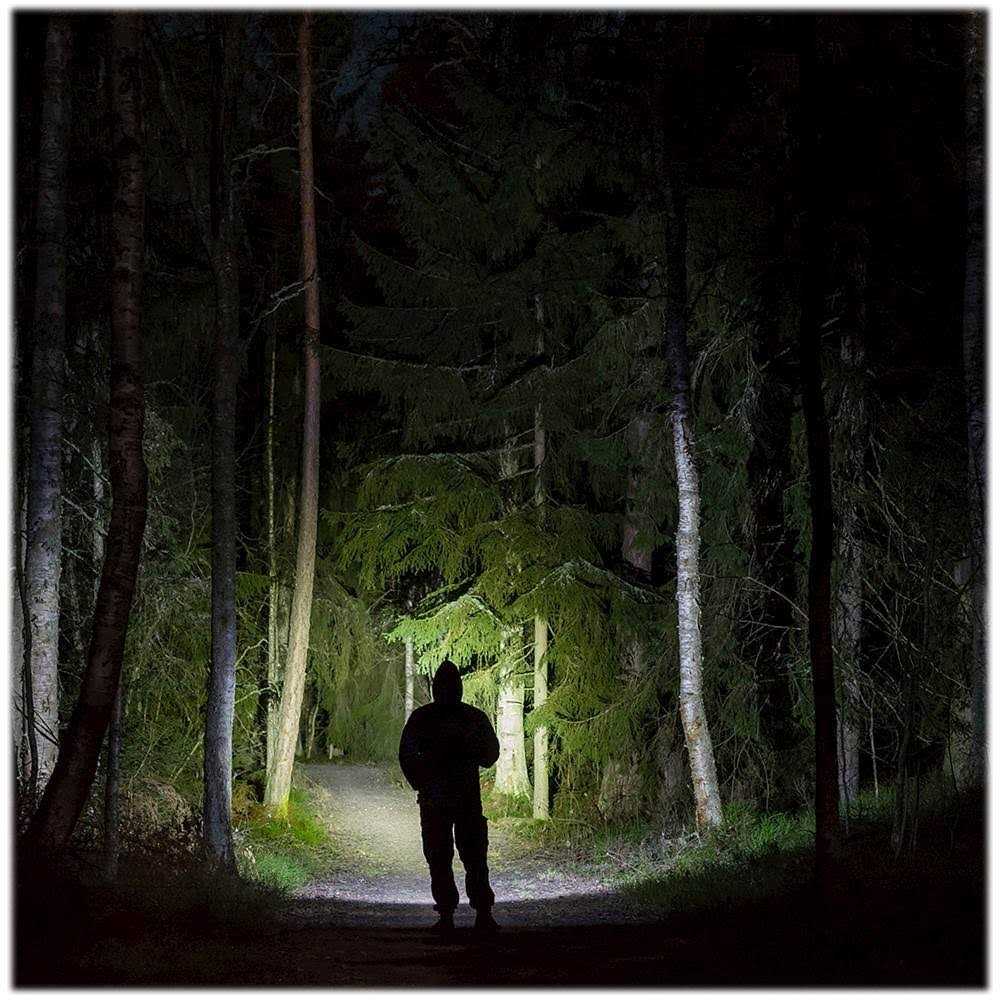 Panther Vision FLATEYE 1025 Lumens Rechargeable FR-1000 Flashlight - Zenithce