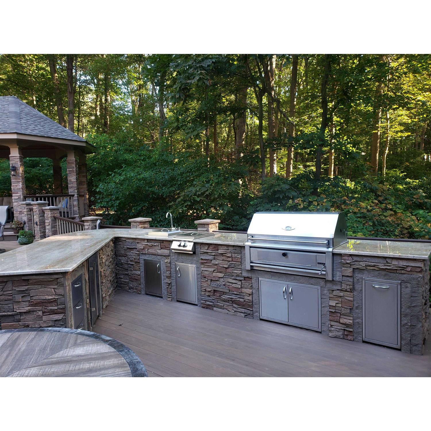 GenStone Faux Stacked Stone Ledger - Zenithce