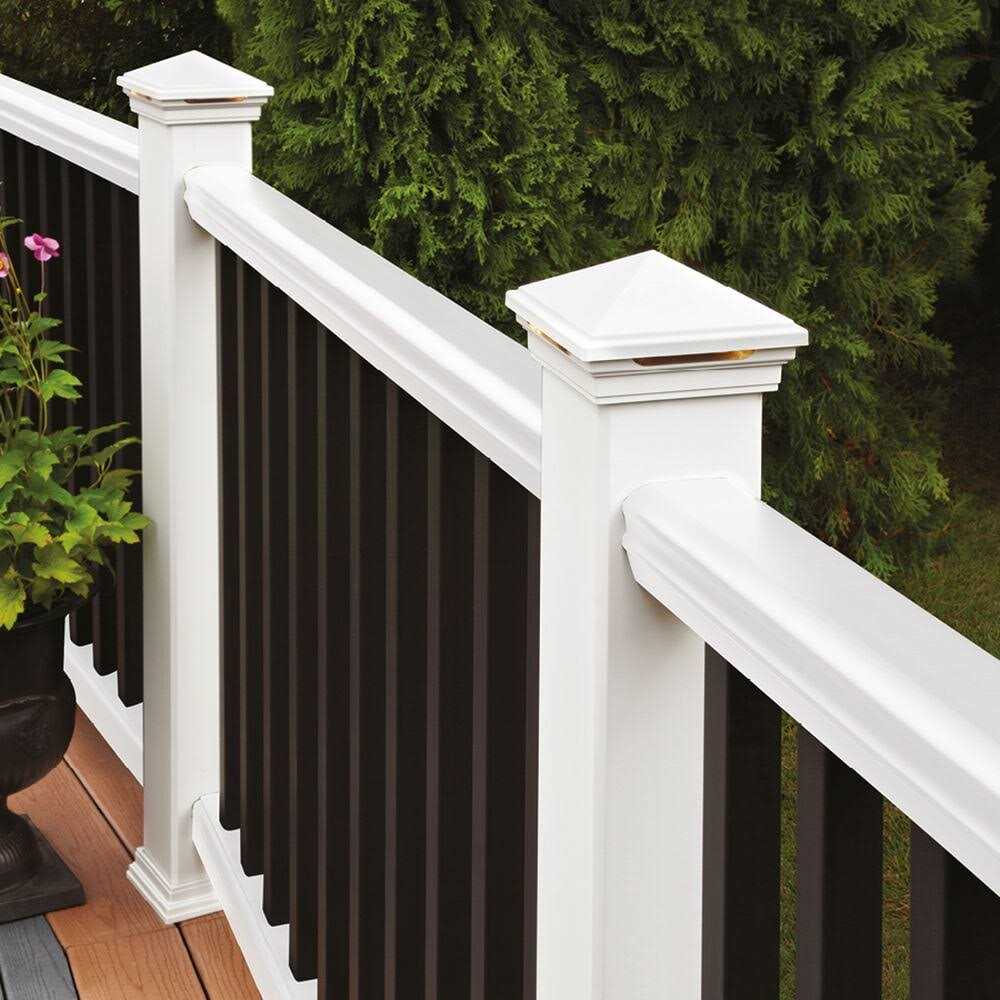 Trex Transcend 8 ft. Composite Rail and Square Baluster Kit with Horizontal 42 in. Rail Height - Zenithce