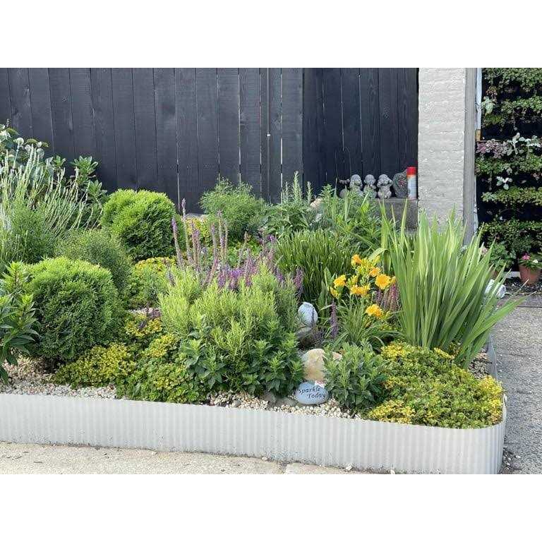 Dakota Tin Corrugated Garden Edging - Zenithce