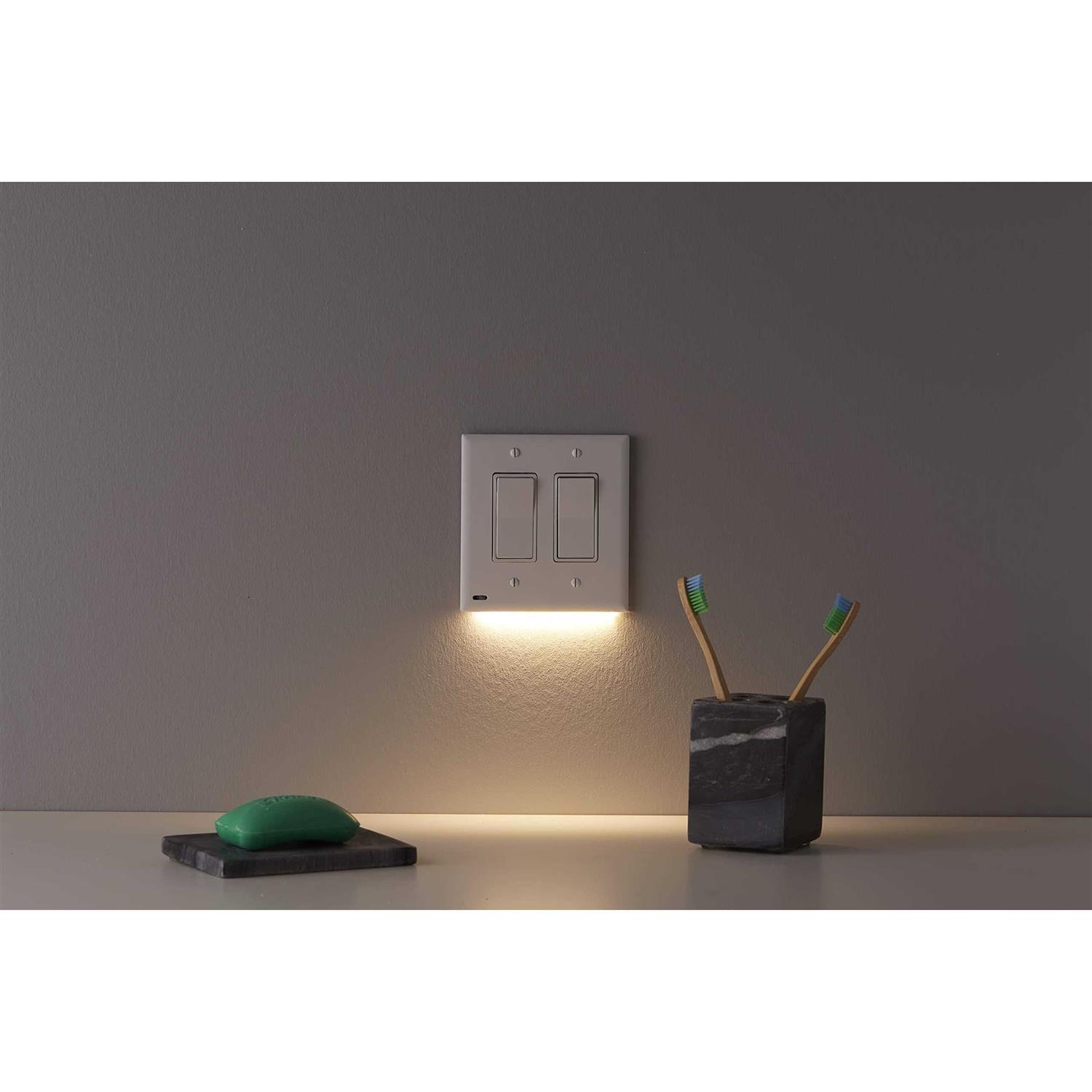 SnapPower SwitchLight Double Gang Night Light Cover Plate - Zenithce