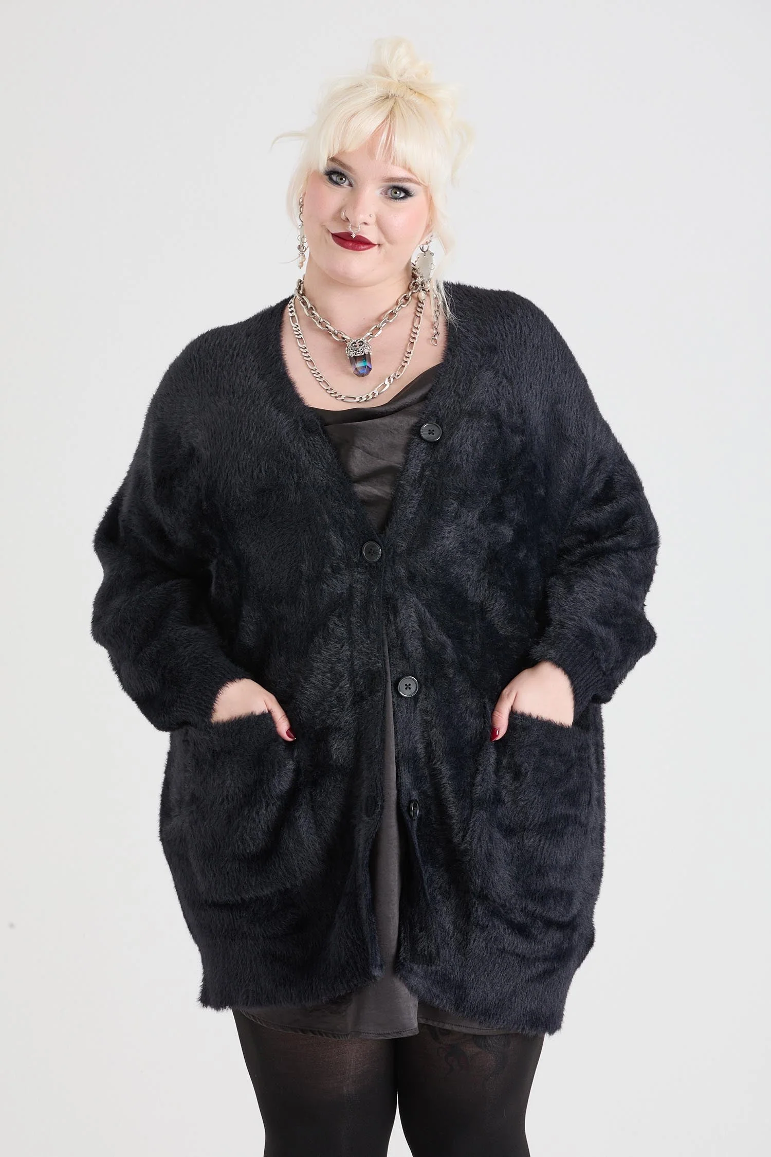 Fluffy Cardigan - Black - Zenithce